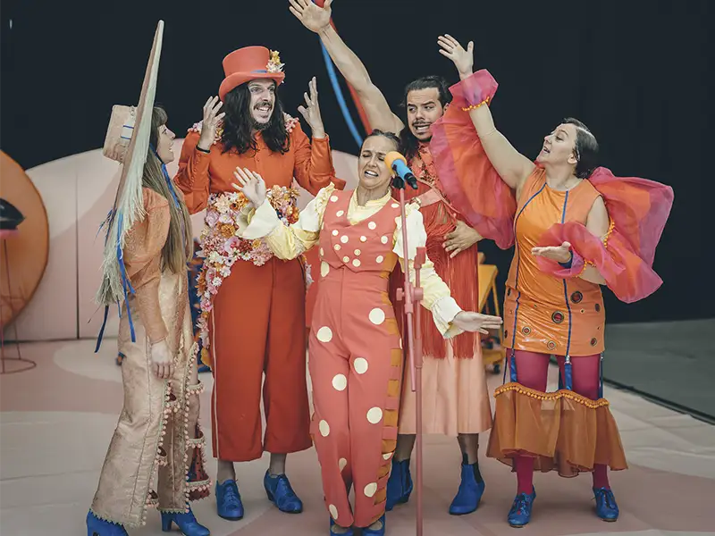 Truca Circus - Alboroto residencia de circo - El Invernadero, Madrid