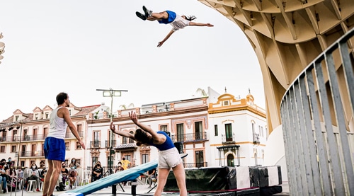 Clases de Portes Acrobaticos El Invernadero Escuela de Circo Alcobendas Madrid