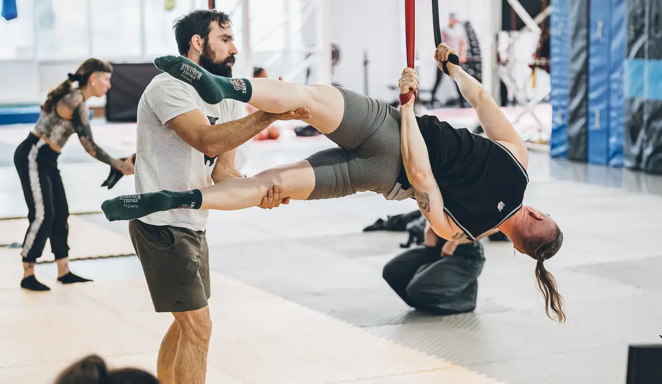 Clase de straps o correas aéreas en El Invernadero