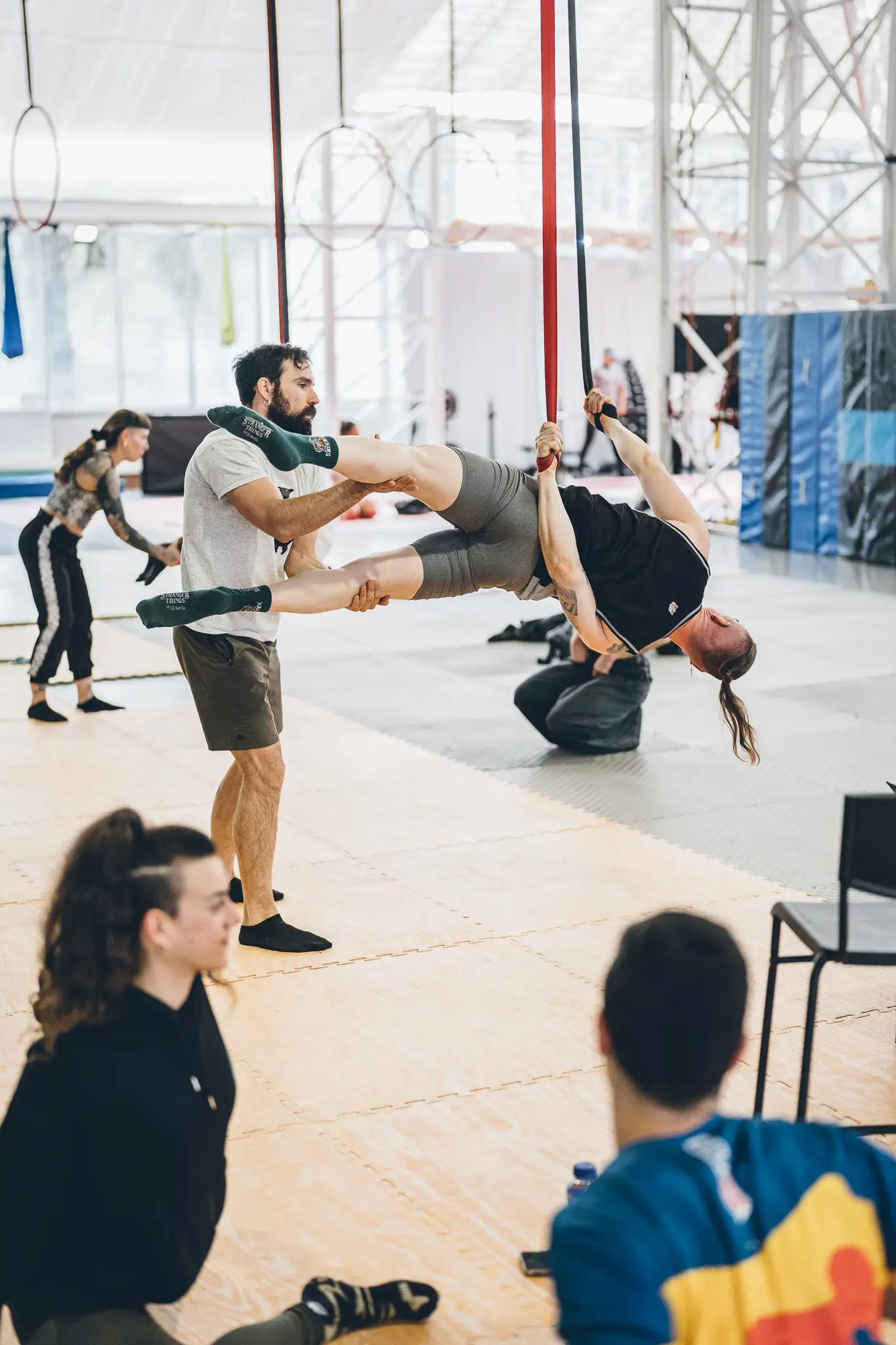 Clases de straps (correas aéreas) en El Invernadero Circo (Madrid)